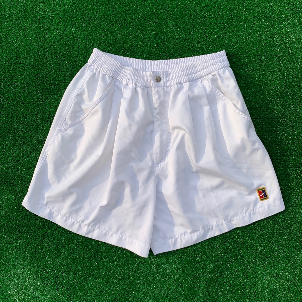 90s VTG White Nike Challenge Court Shorts Men’s M